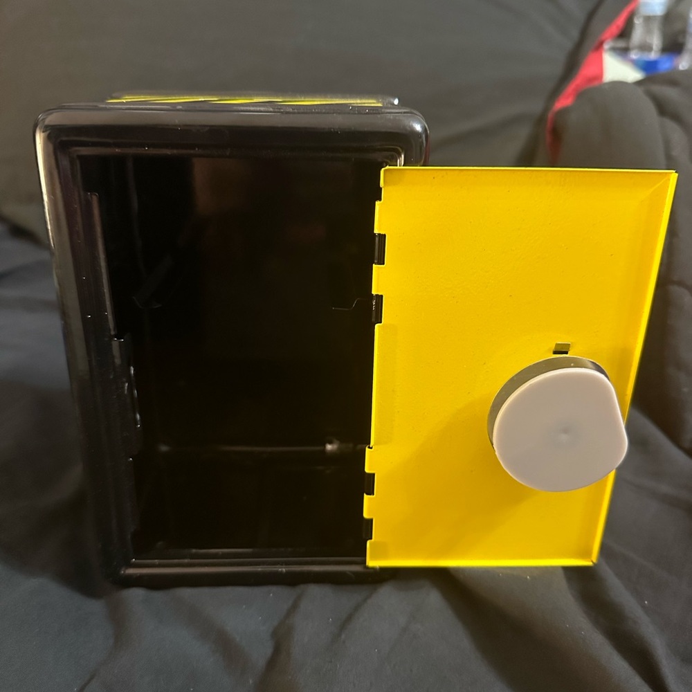 Combination Lock Safe - Picture 2 of 2